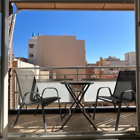 Playa Calle California, Parking Almeria Exterior photo